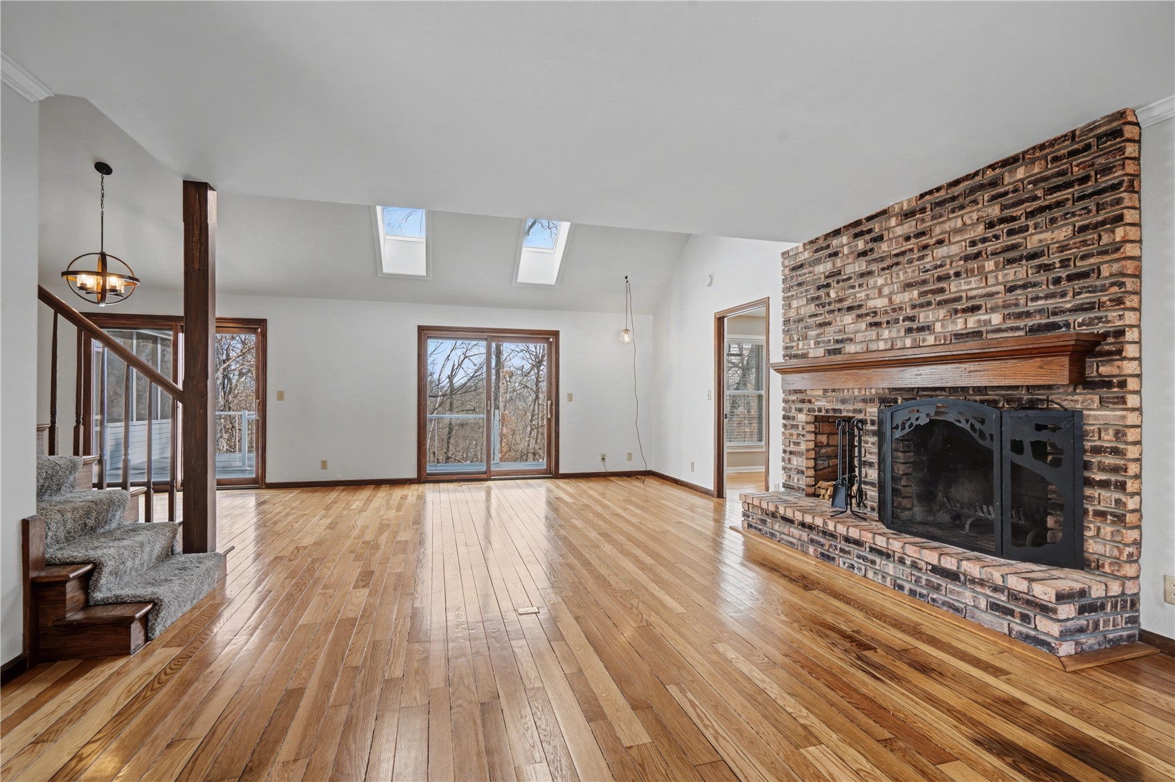 394 East Post Road SE Cedar Rapids IA 52403