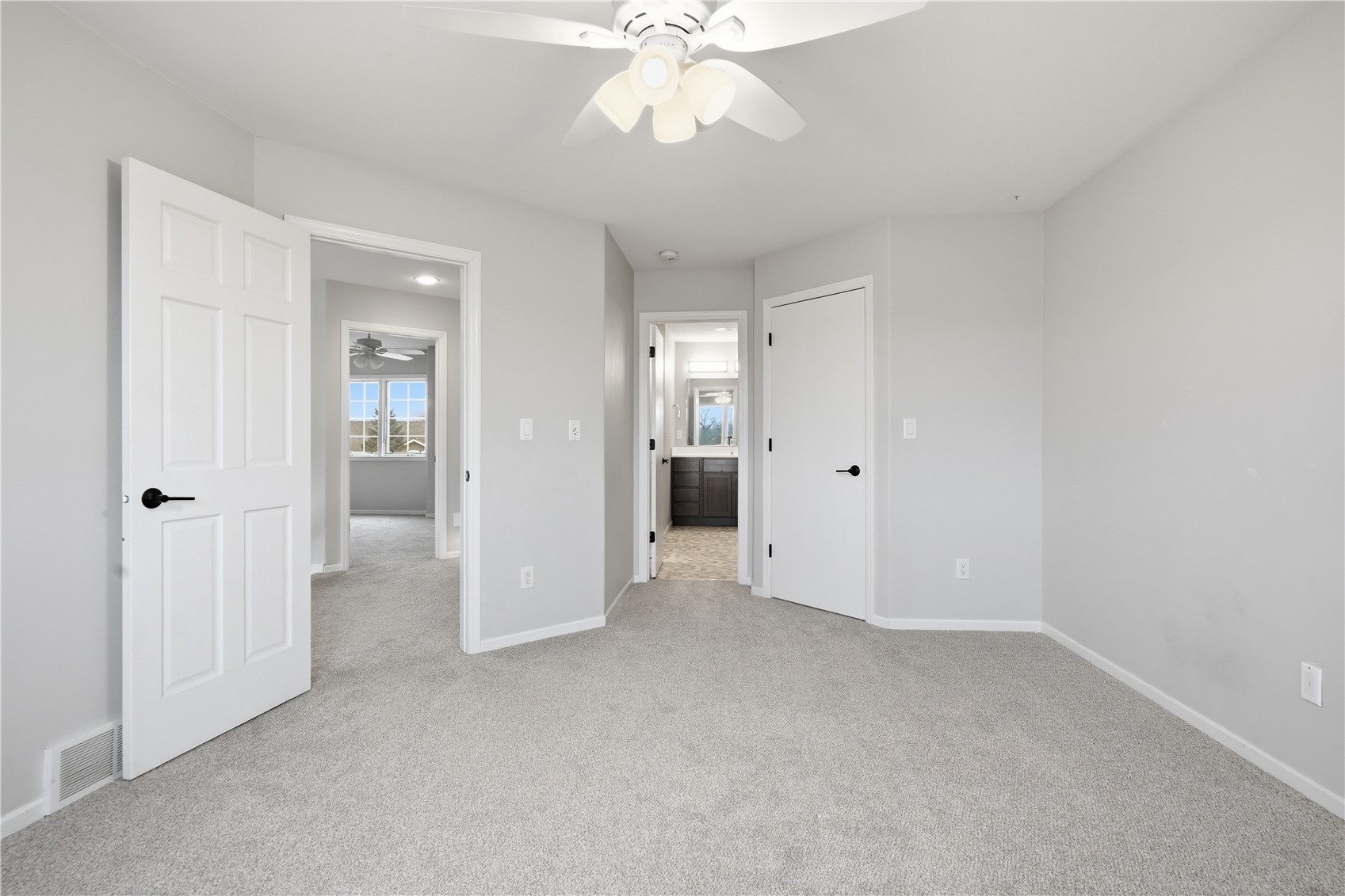 1595 Valentine Circle Marion IA 52302
