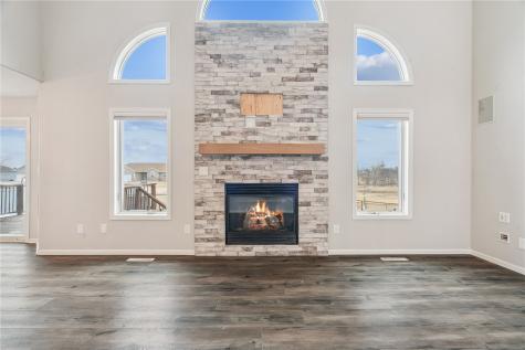1595 Valentine Circle Marion IA 52302