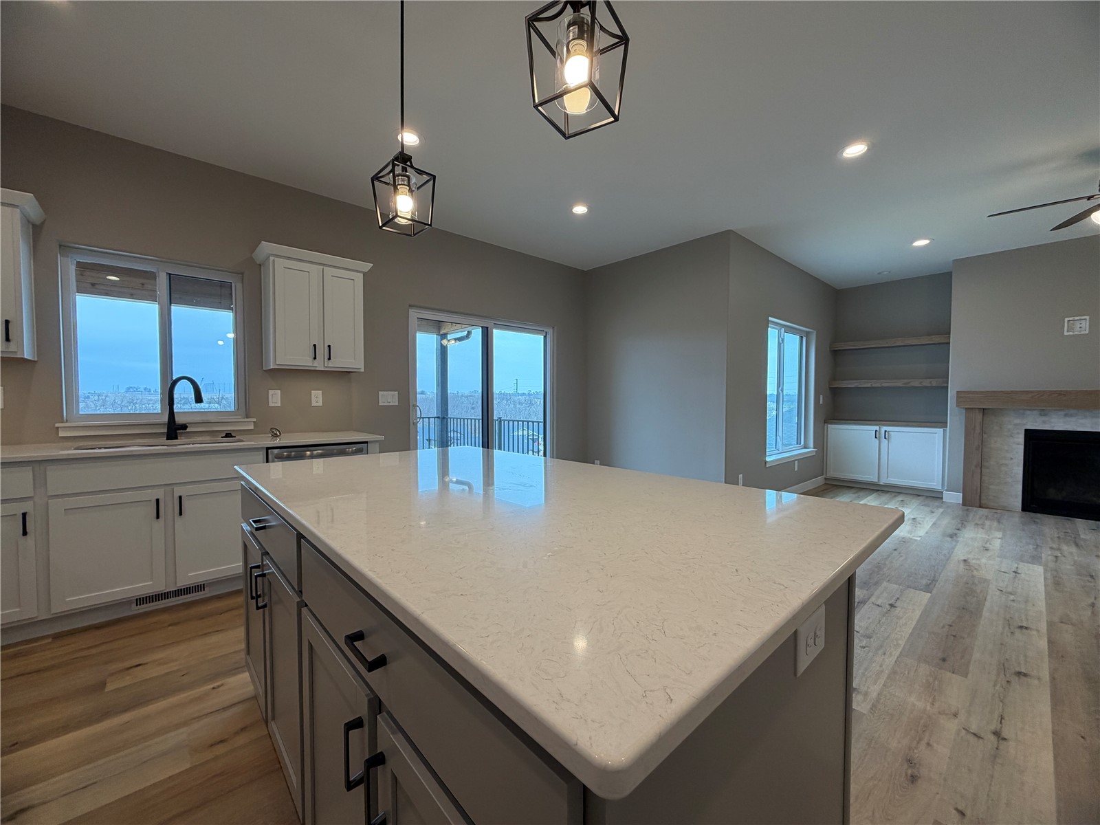 1306 E Gable Way Tiffin IA 52340