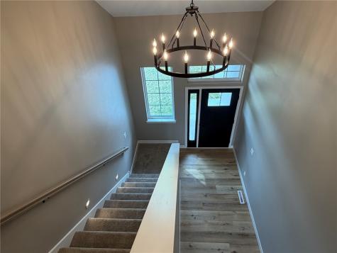1306 E Gable Way Tiffin IA 52340