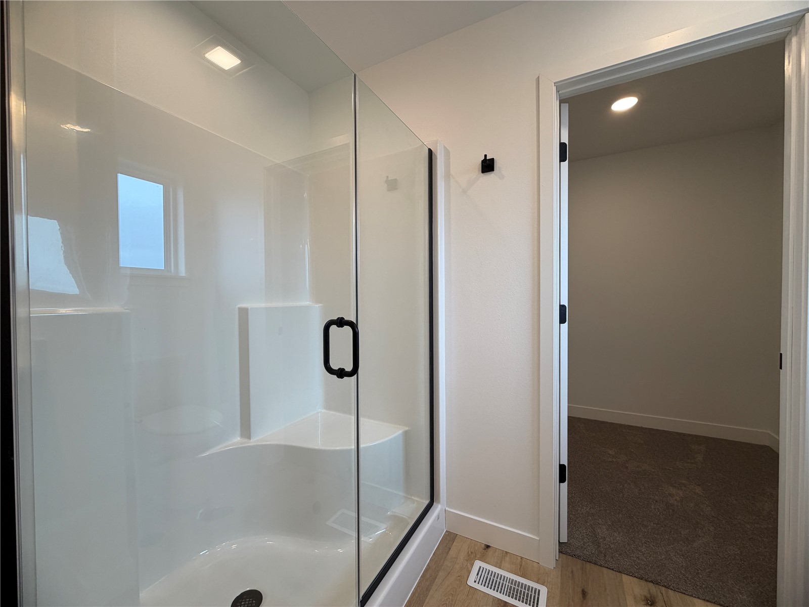 1306 E Gable Way Tiffin IA 52340