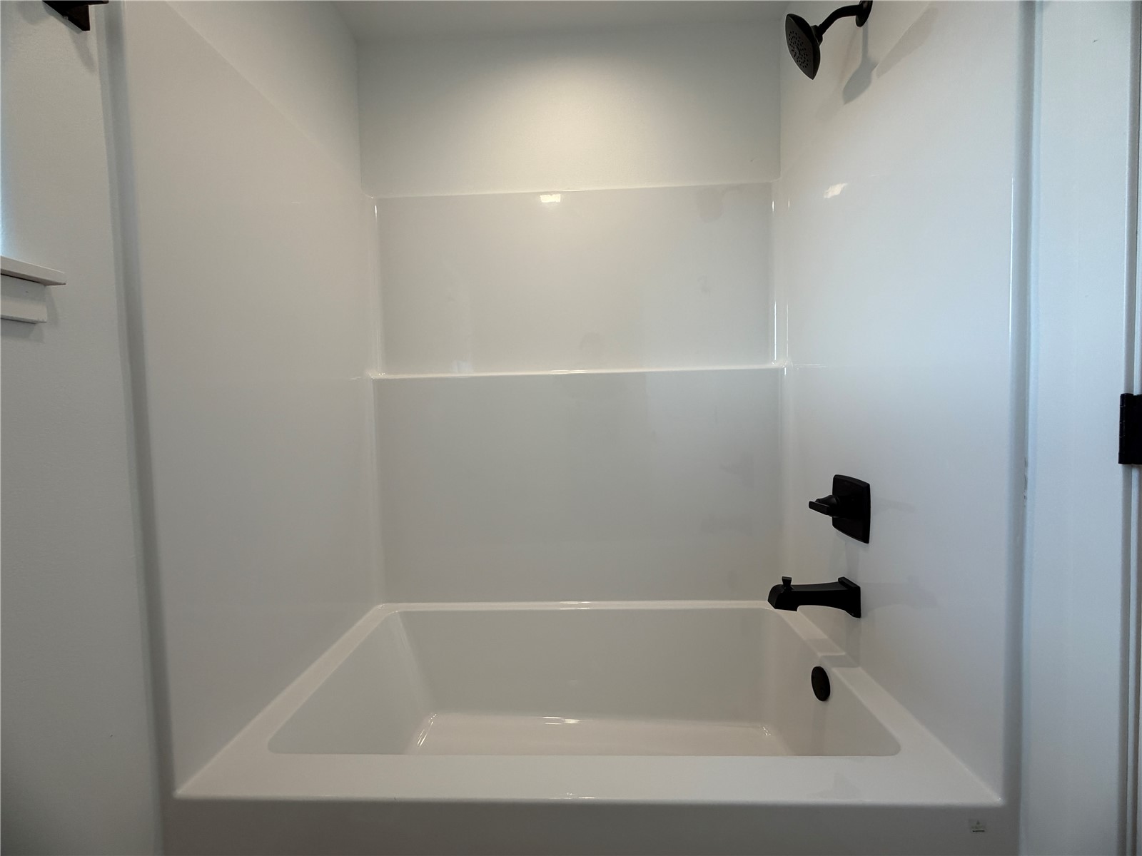 1306 E Gable Way Tiffin IA 52340