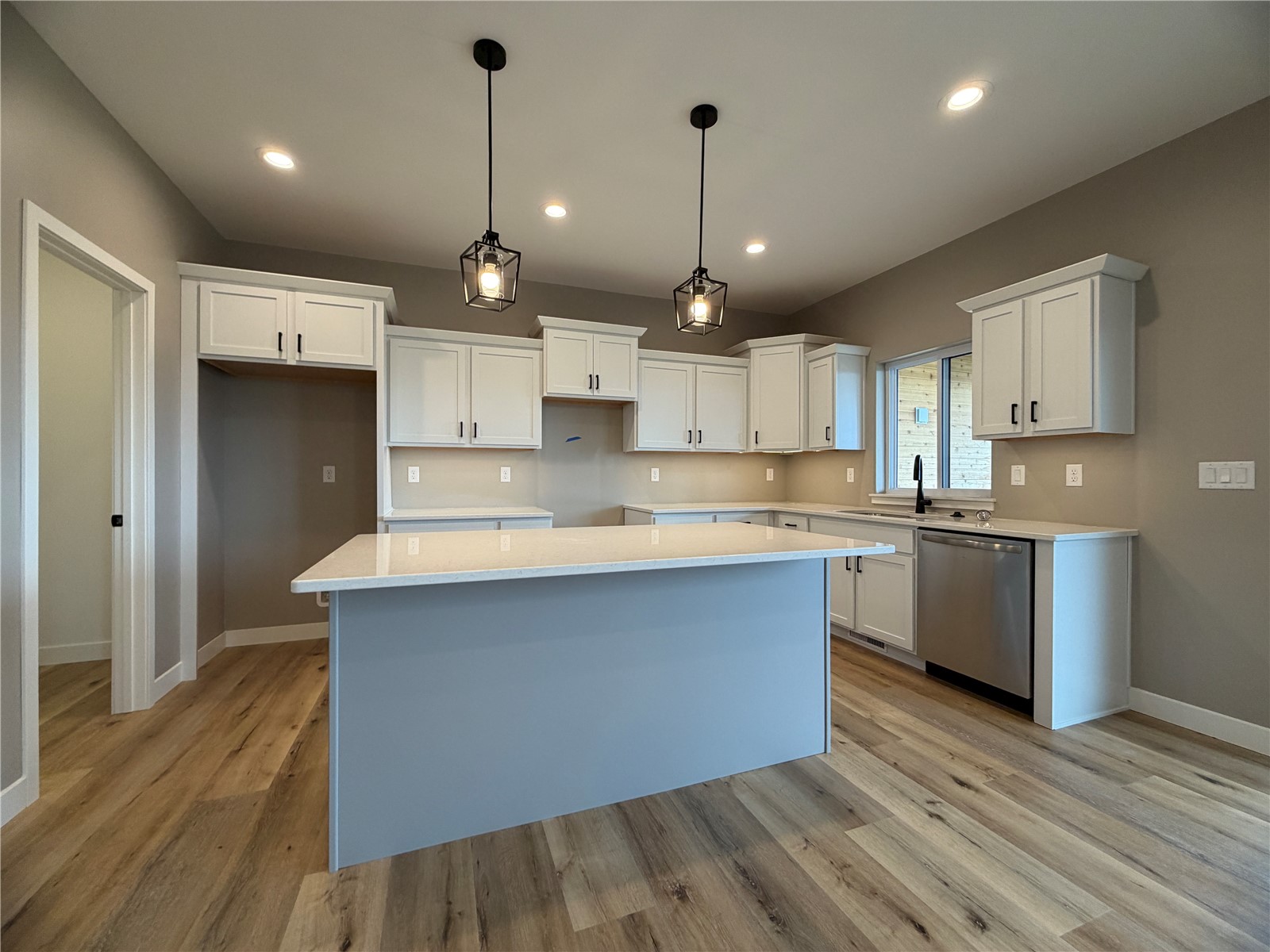 1306 E Gable Way Tiffin IA 52340