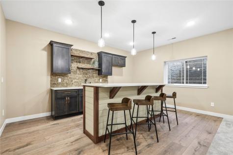 5630 Seminole Valley Trail NE Cedar Rapids IA 52411