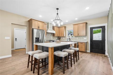 5630 Seminole Valley Trail NE Cedar Rapids IA 52411