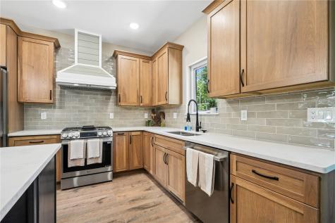 5630 Seminole Valley Trail NE Cedar Rapids IA 52411