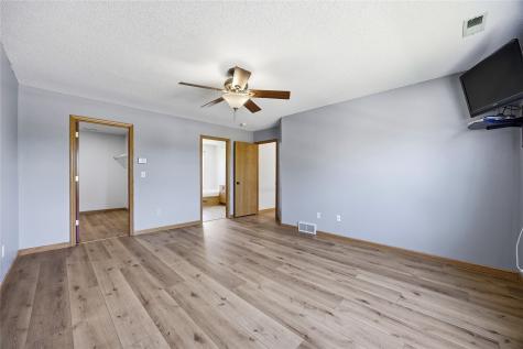 7916 Gray Fox Drive NE Cedar Rapids IA 58240