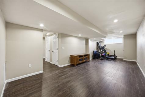 7916 Gray Fox Drive NE Cedar Rapids IA 58240