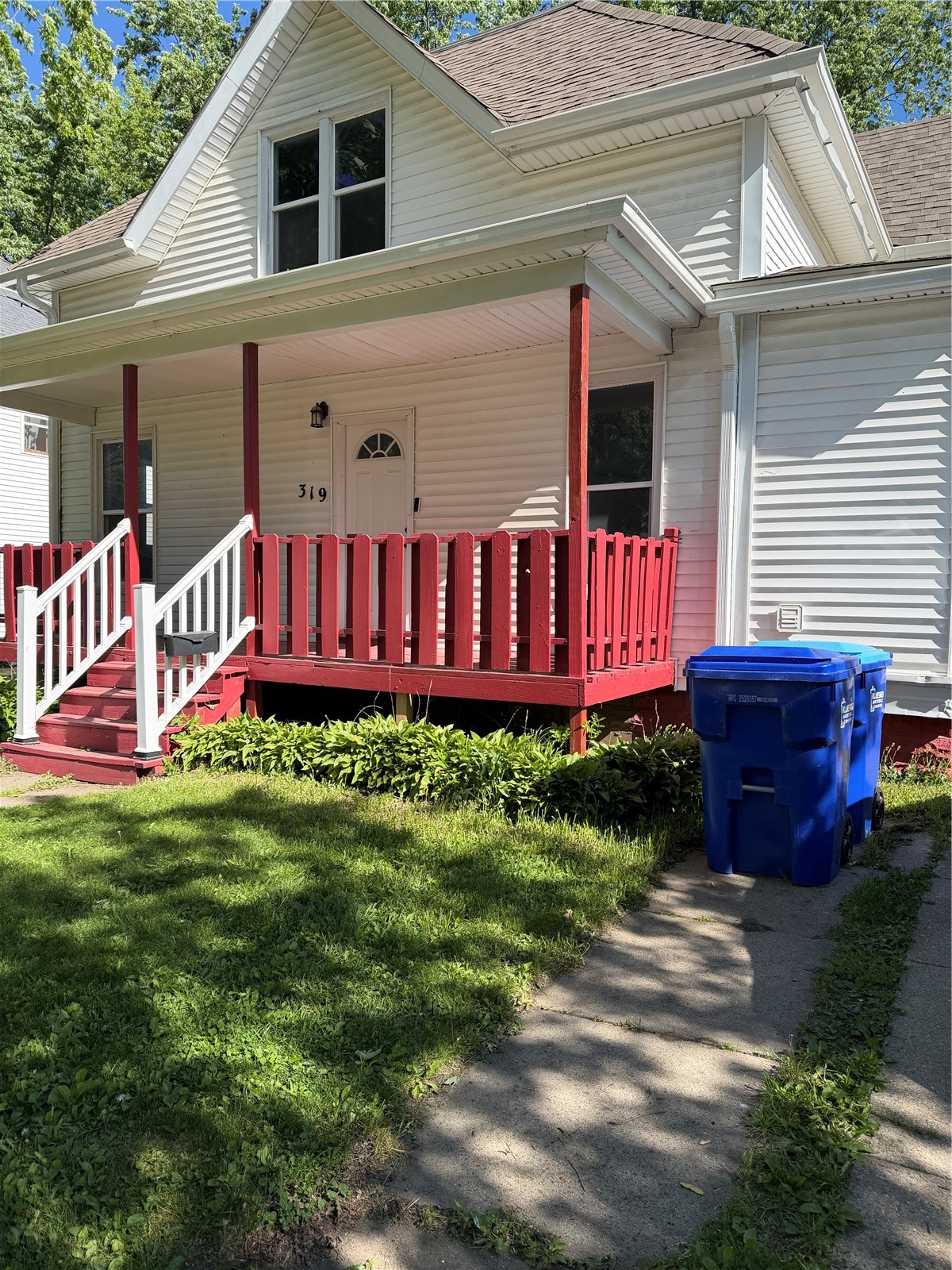 319 NW 2nd Street Oelwein IA 50662