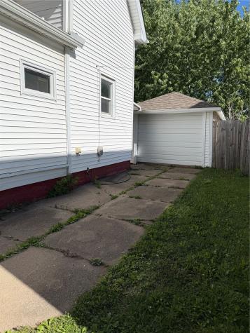 319 NW 2nd Street Oelwein IA 50662