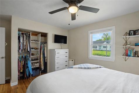 1626 Hollywood Boulevard NE Cedar Rapids IA 52402
