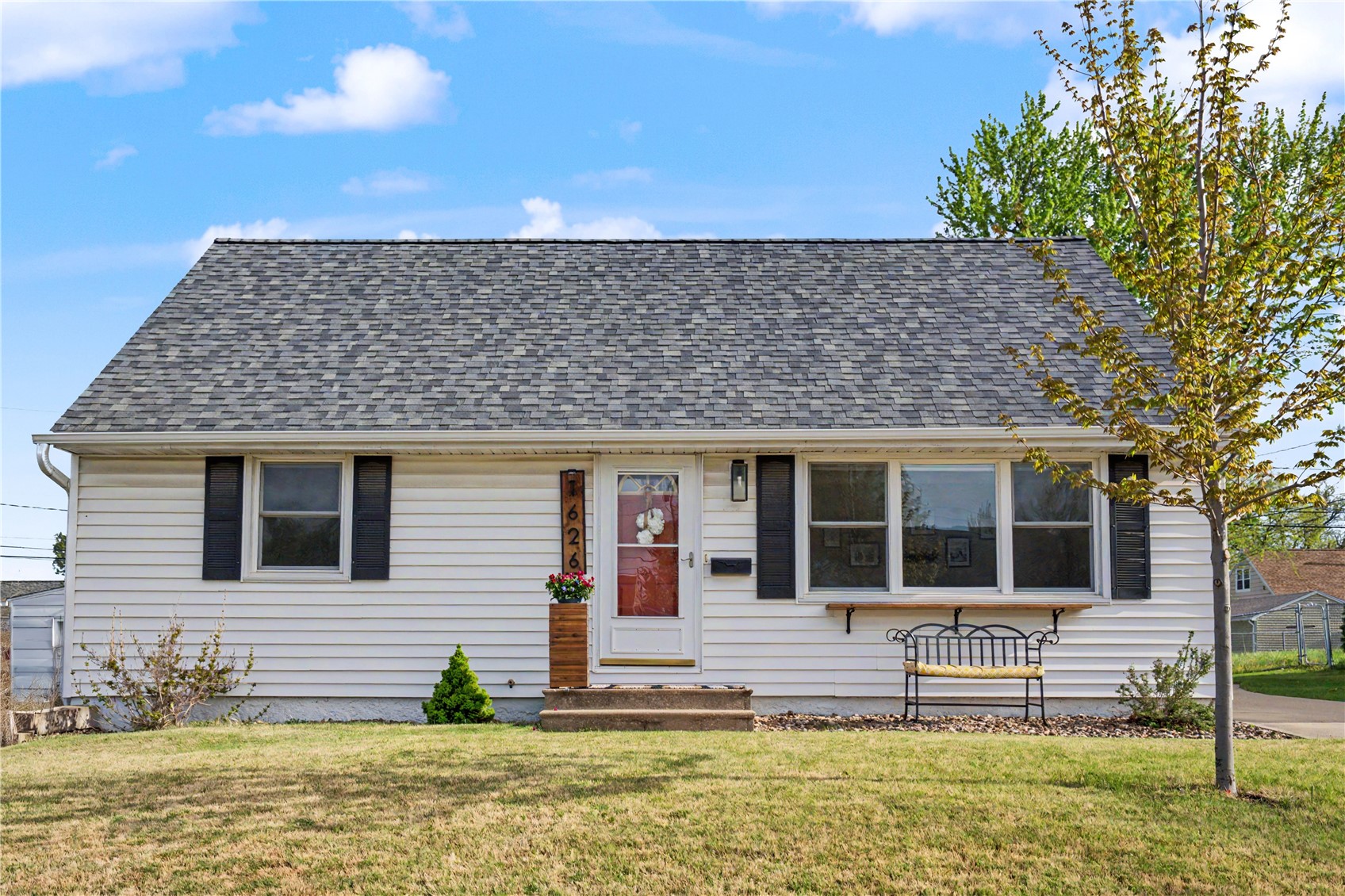 1626 Hollywood Boulevard NE Cedar Rapids IA 52402