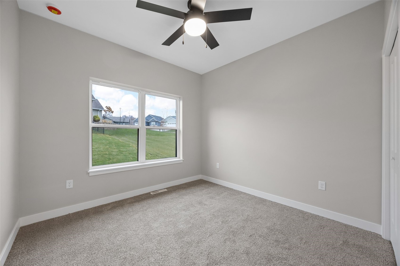 1609 38th Street SE Cedar Rapids IA 52403