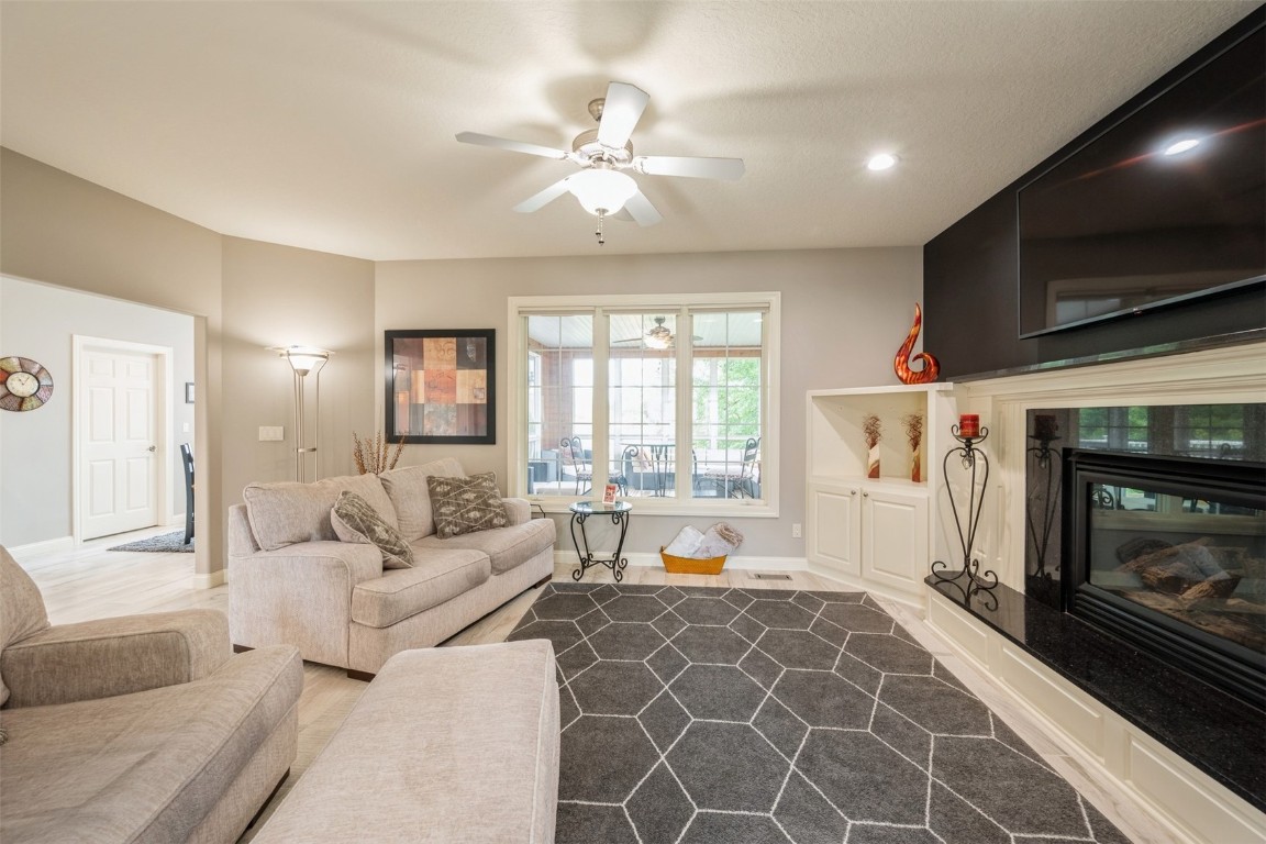 2726 Seneca Court NE Cedar Rapids IA 52402