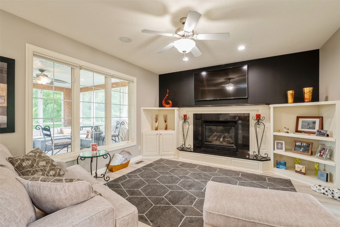 2726 Seneca Court NE Cedar Rapids IA 52402