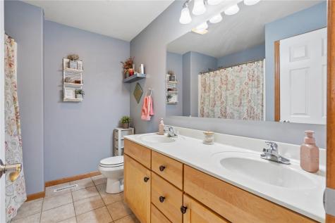 2105 Catherine Court Marion IA 52302