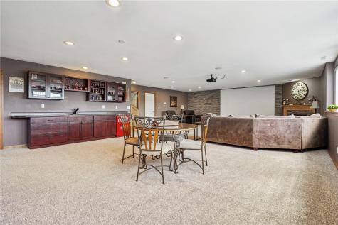2105 Catherine Court Marion IA 52302