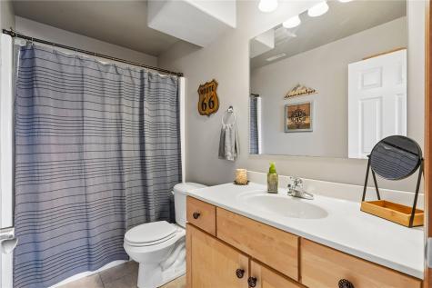 2105 Catherine Court Marion IA 52302