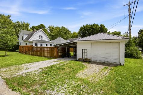 401 S Center Street Lone Tree IA 52755