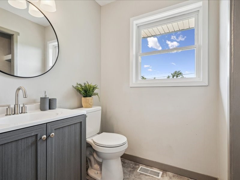 1024 18th Street NW Cedar Rapids IA 52405