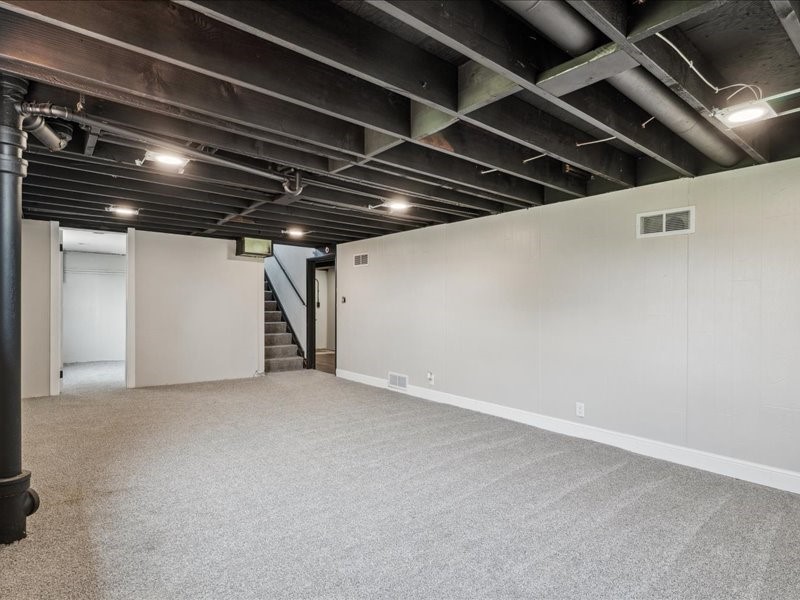 1024 18th Street NW Cedar Rapids IA 52405