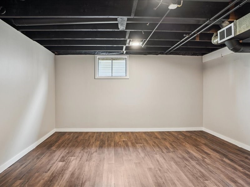 1024 18th Street NW Cedar Rapids IA 52405