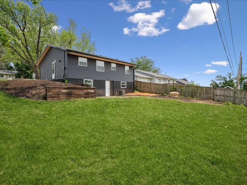 1024 18th Street NW Cedar Rapids IA 52405