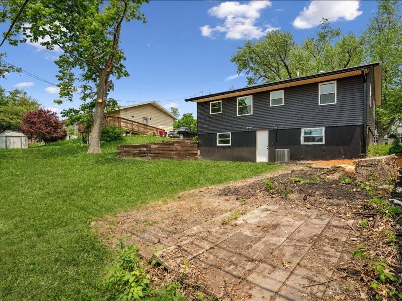 1024 18th Street NW Cedar Rapids IA 52405