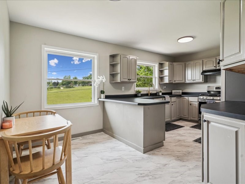 1024 18th Street NW Cedar Rapids IA 52405