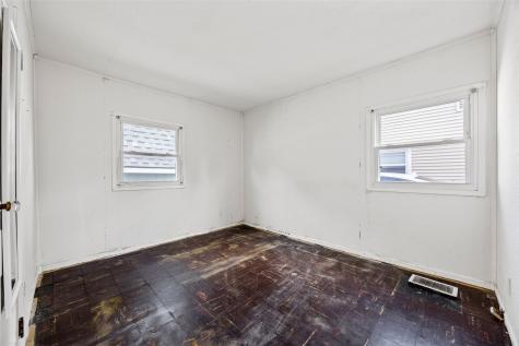 3746 Kencrest Drive NE Cedar Rapids IA 52402