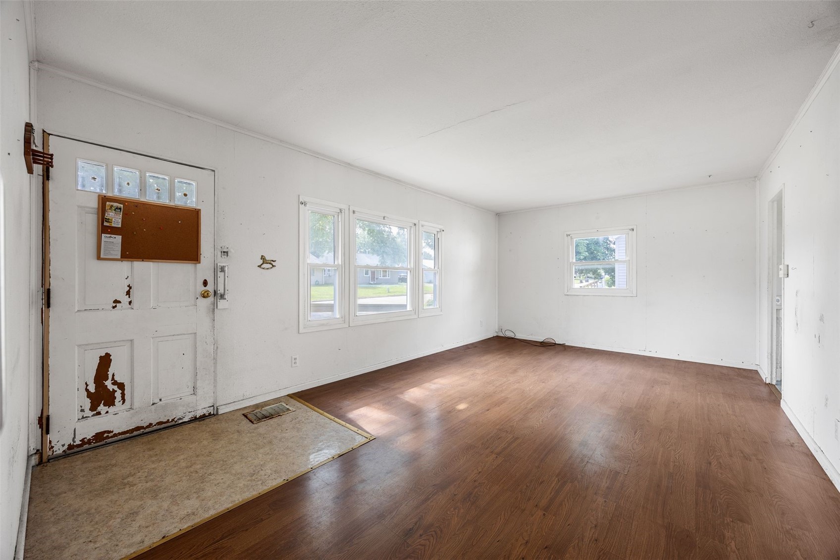 3746 Kencrest Drive NE Cedar Rapids IA 52402