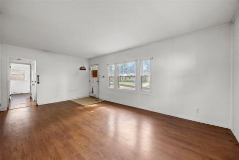 3746 Kencrest Drive NE Cedar Rapids IA 52402