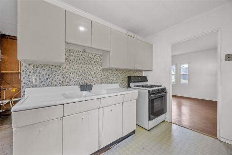 3746 Kencrest Drive NE Cedar Rapids IA 52402