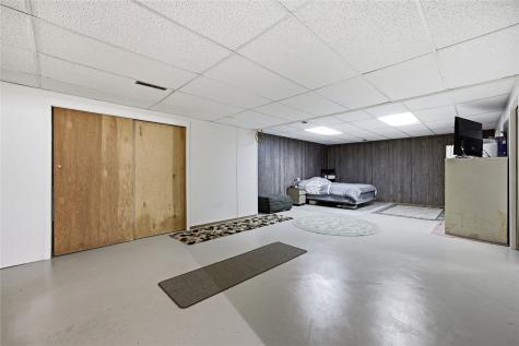 252 Park Street Fairfax IA 52228