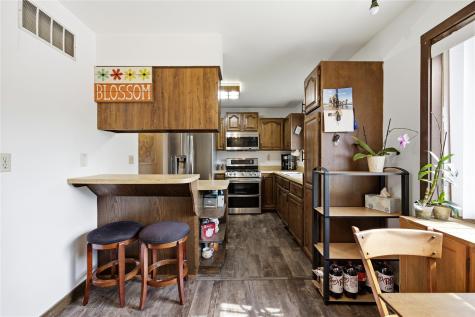 252 Park Street Fairfax IA 52228