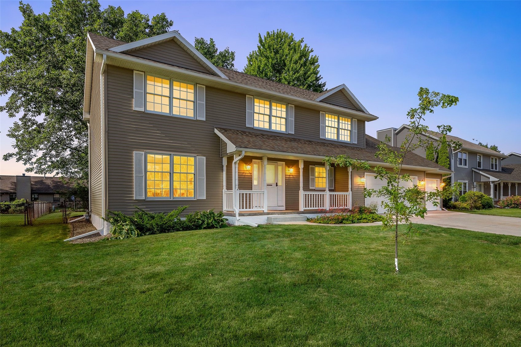1077 Milstead Drive Hiawatha IA 52233