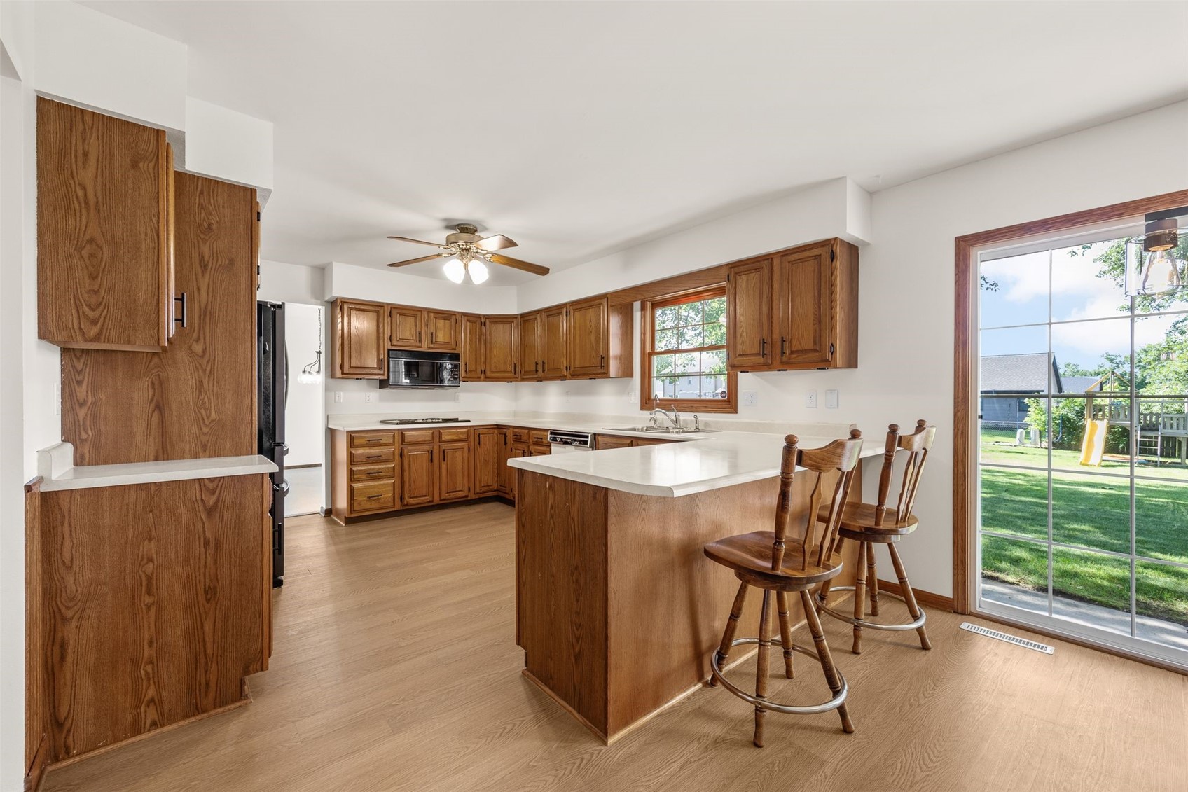 1077 Milstead Drive Hiawatha IA 52233