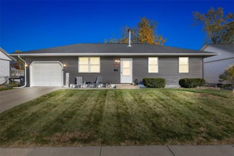 6216 Langdon Avenue SW Cedar Rapids IA 52404
