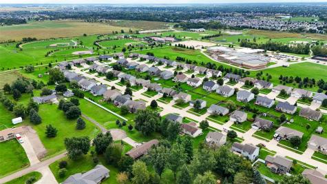 435 Oak Park Circle Marion IA 52302