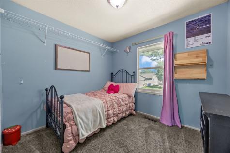 6701 Arbor Lane NE Cedar Rapids IA 52402
