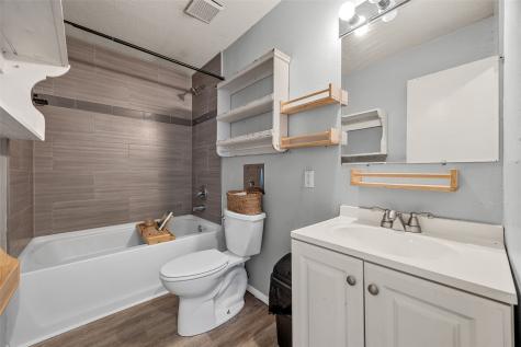 6701 Arbor Lane NE Cedar Rapids IA 52402
