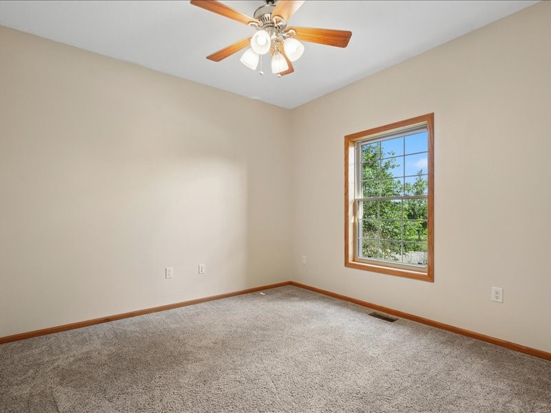 720 Blue Jay Court Tiffin IA 52340