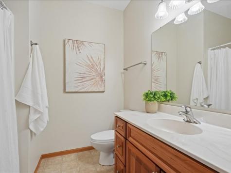 720 Blue Jay Court Tiffin IA 52340
