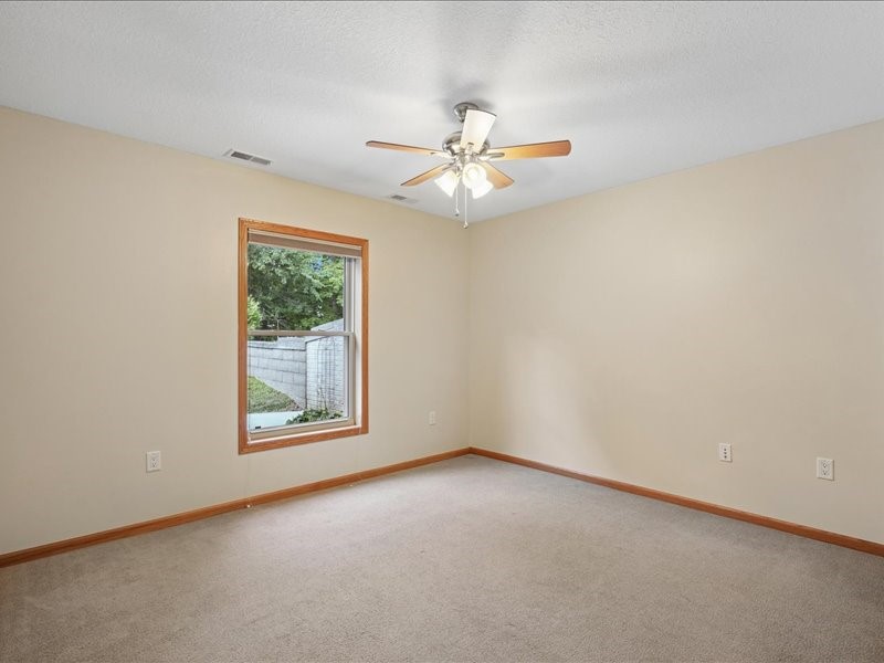 720 Blue Jay Court Tiffin IA 52340
