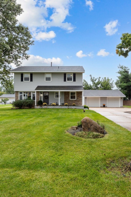745 Eastview Drive Robins IA 52328