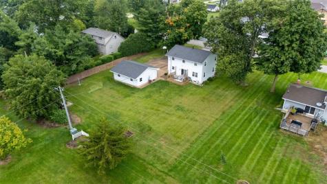 745 Eastview Drive Robins IA 52328