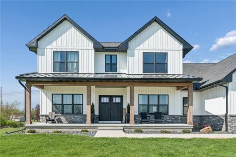 9267 Feather Ridge Pass Cedar Rapids IA 52411