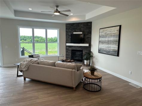 1417 Echo Ridge Lane Marion IA 52302