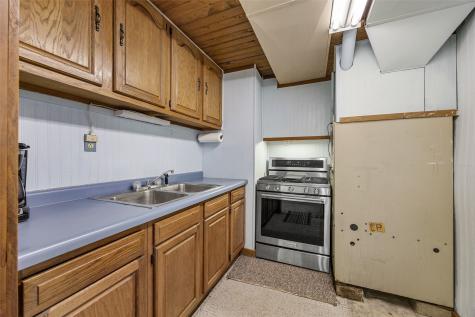 22107 262nd Street Delhi IA 52223